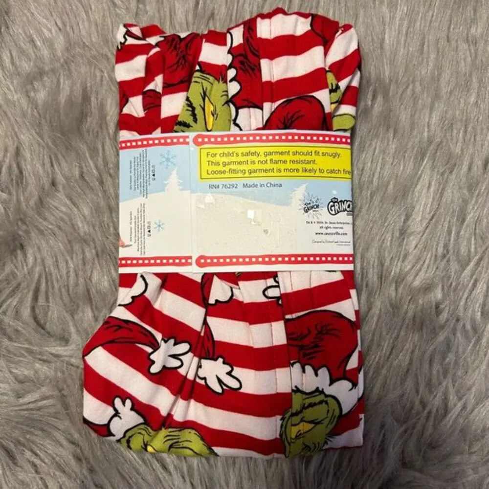 Dr.Seuss The Grinch Bodysuit Baby Size 12 Months Red White Pajamas One Piece Pjs